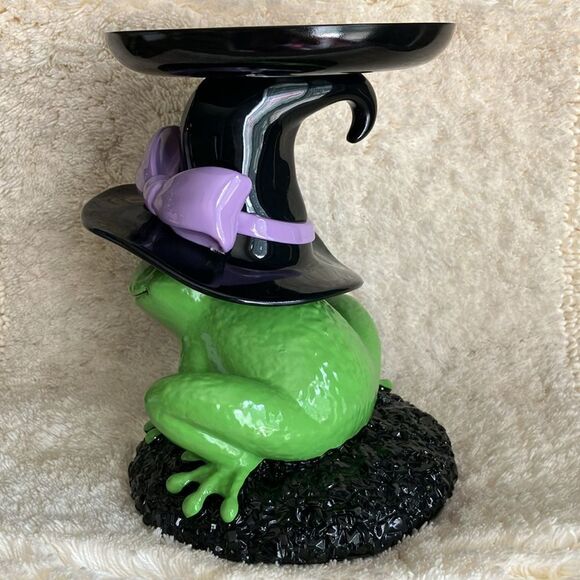 Bath and Body Works Witch Frog Three Wick Candle Holder - Picture 2 of 4